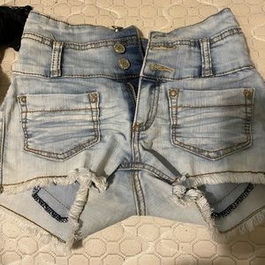 Really cute shorts , perfect for summer